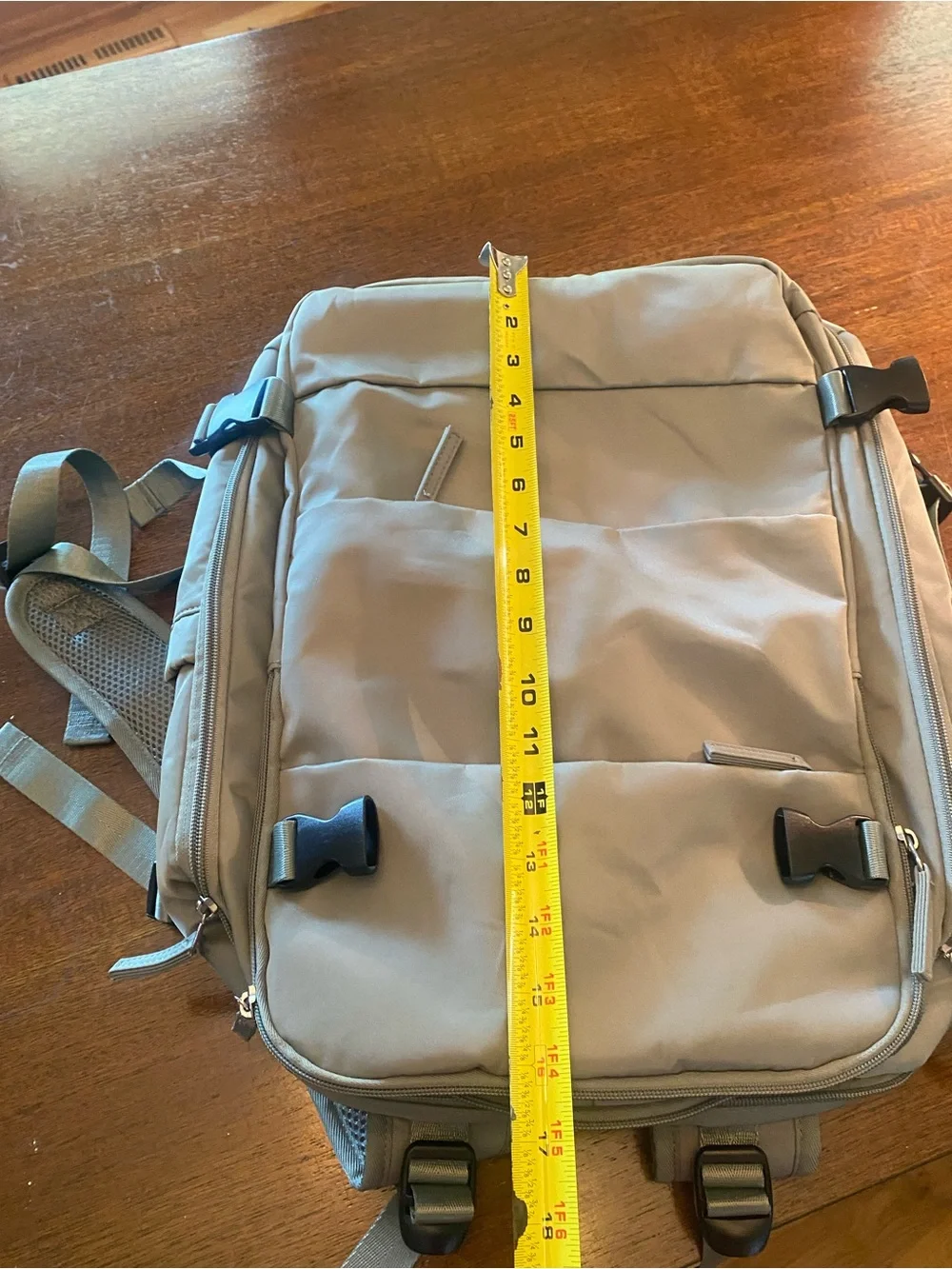 Light Green Large Multi-Compartment Travel School Camping Laptop Backpack EUC
